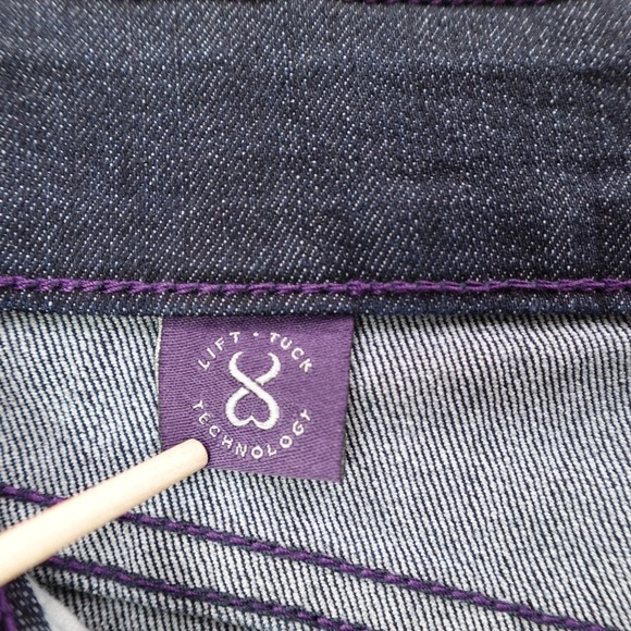 NYDJ Jeans 6 Blue Straight Leg Dark Wash Embellished Pocket Lift Tuck Stretch - Picture 7 of 14